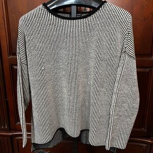 EILEEN FISHER/ BLACK AND WHITE KNIT SWEATER/ SIZE XL